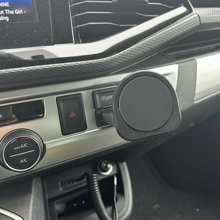 T6.1 Halterung Blindschalterschacht MagSafe Magnetplatte black