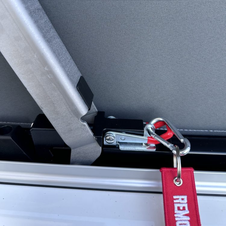 CALI-CLICK, California T5/T6/T6.1 Arretierung für elektrohydraulisches Aufstelldach