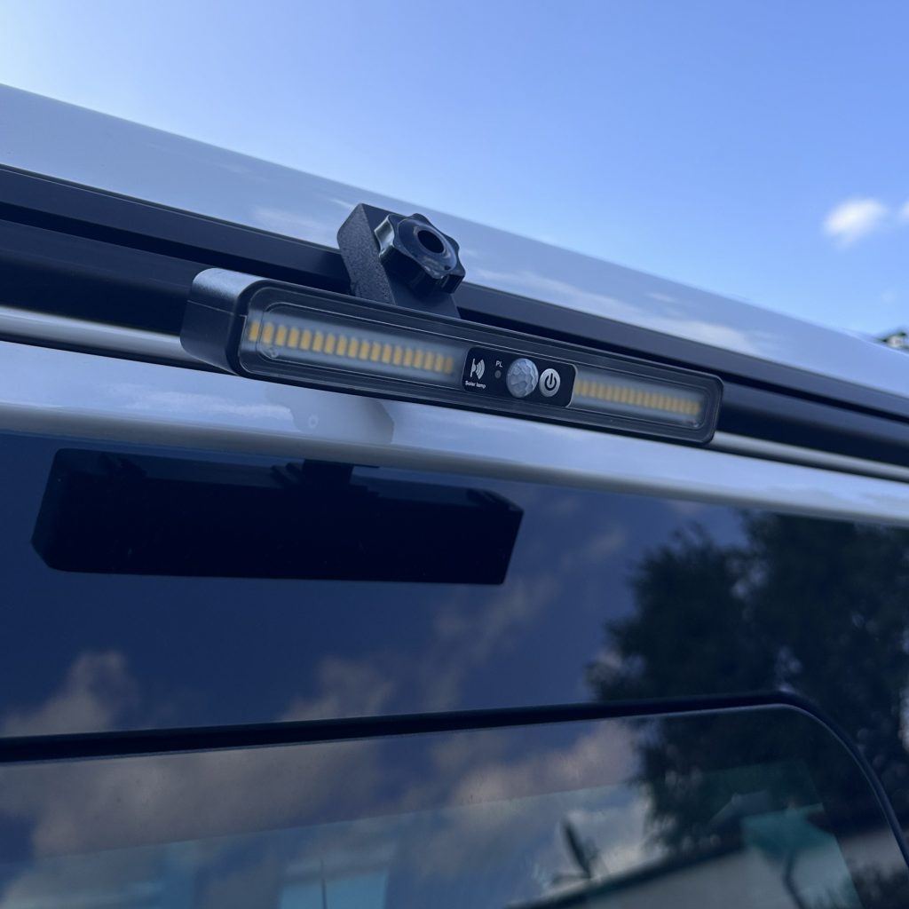 HALTER SOLARLAMPE KEDERSCHIENE - VW California T5/T6/T6.1